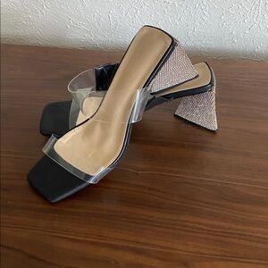 Wild Diva Clear Double Straps with Rhinestone Triangle Heel,  Size 10 NEW